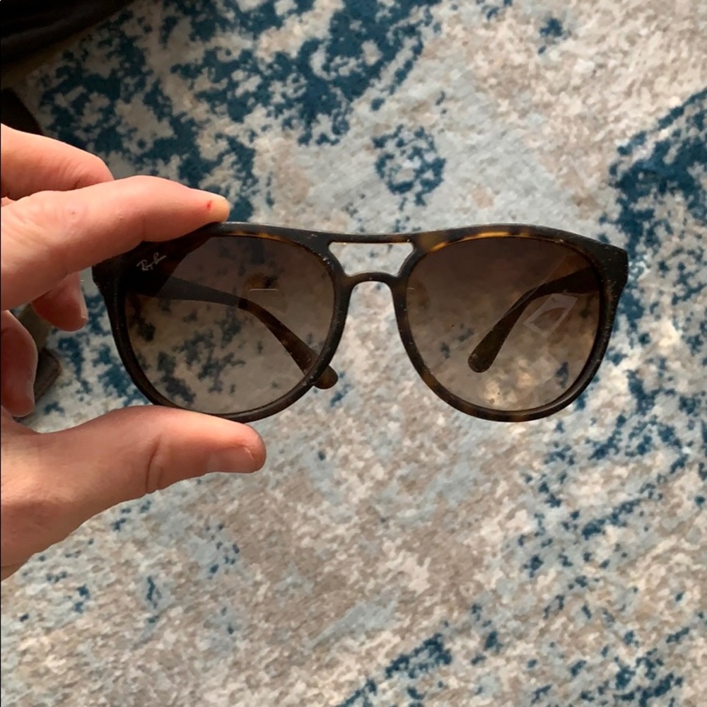 Ray ban sunglasses